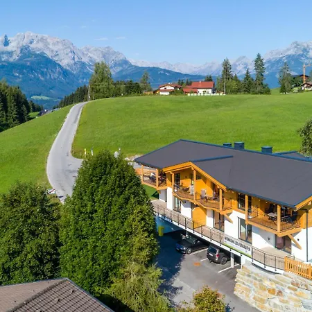 Penthouse Adlerblick Apartman